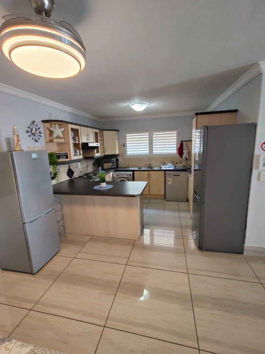 3 Bedroom Property for Sale in Jeffreys Bay Central Eastern Cape